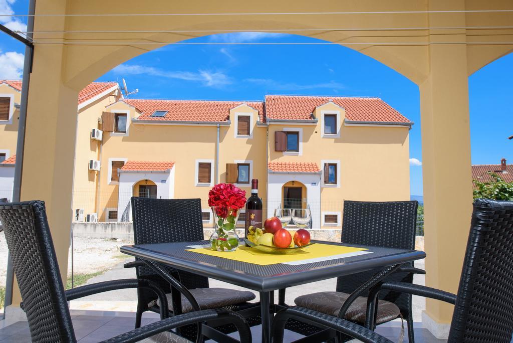 Apartments Patricia Trogir Kültér fotó